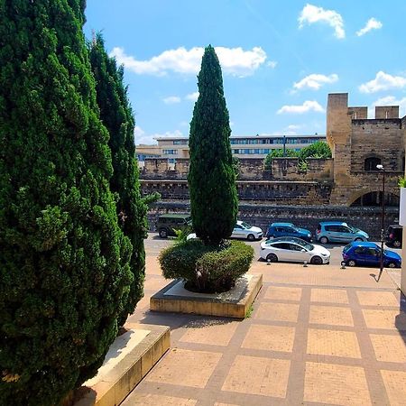 아비뇽 Regard Sur Les Remparts - Terrasse & Parking 아파트 외부 사진